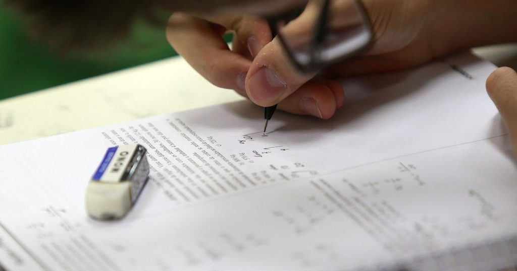 enem-2025:-prazo-para-pedir-isencao-da-inscricao-comeca-nesta-segunda;-veja-como-fazer