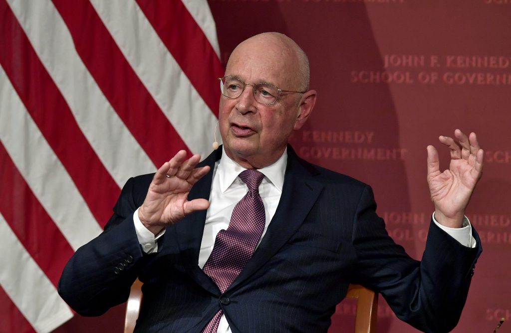 fundador-e-presidente-do-forum-economico-mundial,-klaus-schwab-anuncia-demissao