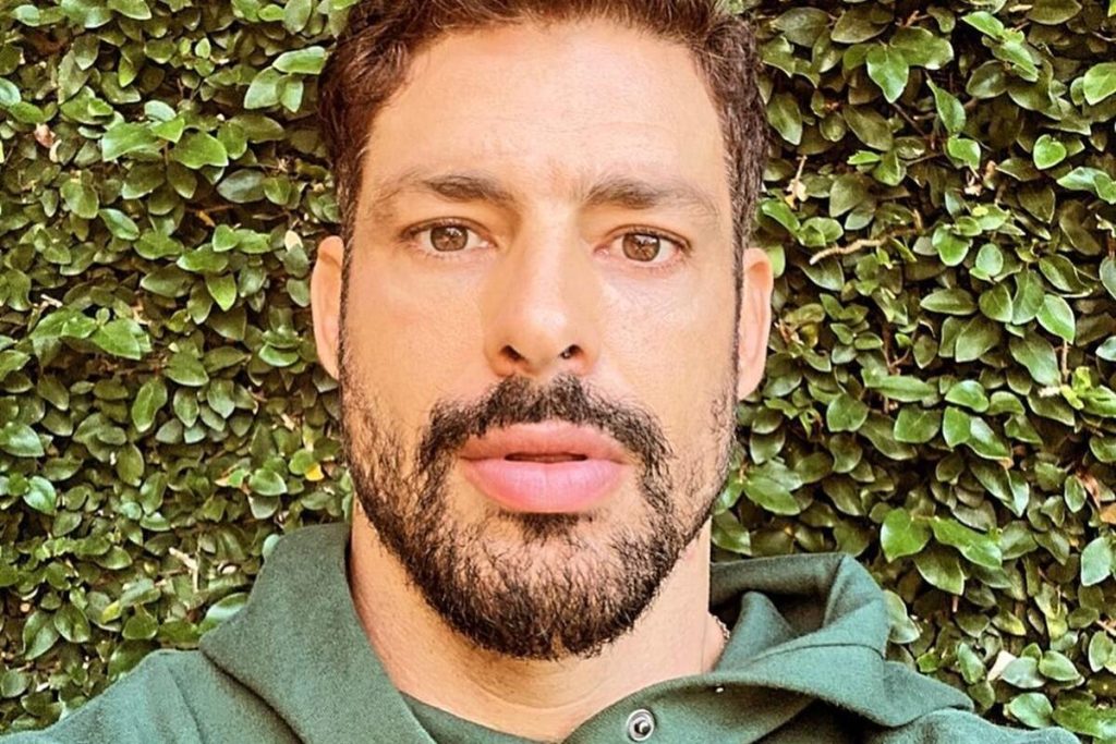 polemica-do-mau-cheiro:-caua-reymond-revelou-nao-usar-desodorante