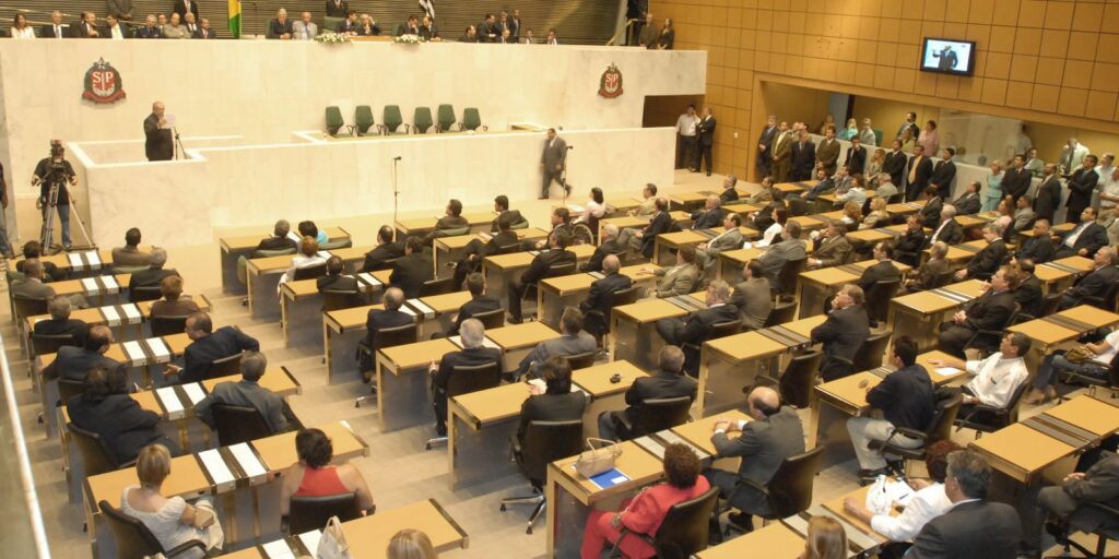 pf-investigara-ameacas-de-morte-e-estupro-feitas-a-deputadas-de-sp