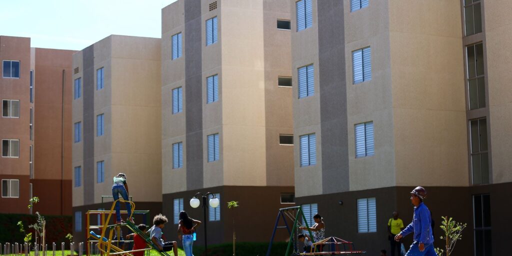 sindico-agora-e-obrigado-a-denunciar-violencia-em-condominios-no-rj