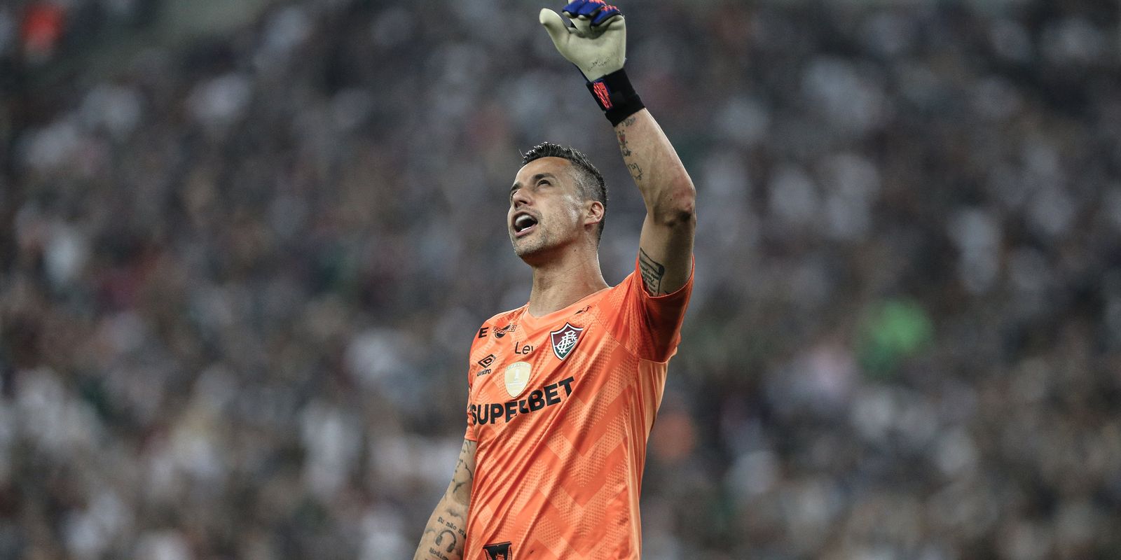 fabio-vira-jogador-com-mais-partidas-disputadas-no-futebol-mundial