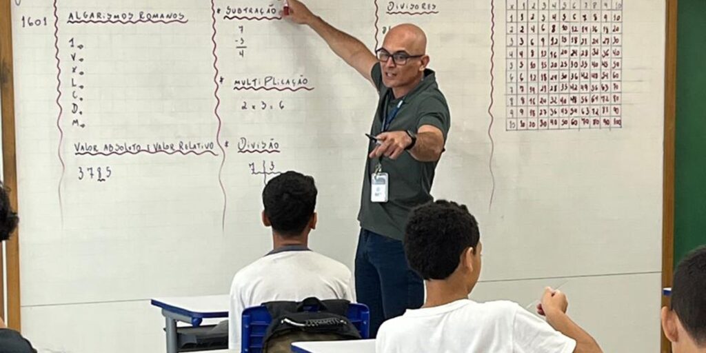 desafio-dos-professores-e-chamar-atencao-dos-estudantes-durante-aulas