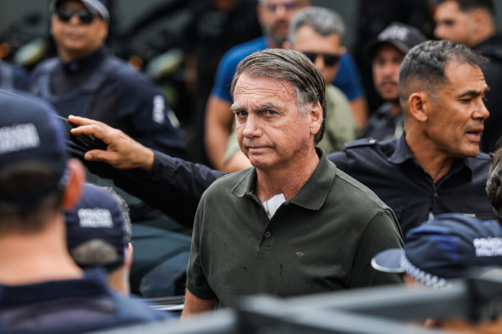 centrao-quer-convencer-lula-a-anistiar-presos-do-8-de-janeiro-e-atuar-por-bolsonaro-solto