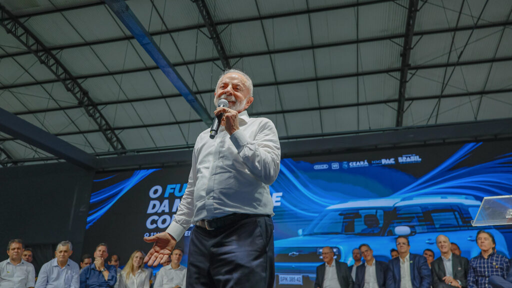 o-que-pensam-ministros-de-lula-sobre-a-fabrica-de-carros-visitada-pelo-petista