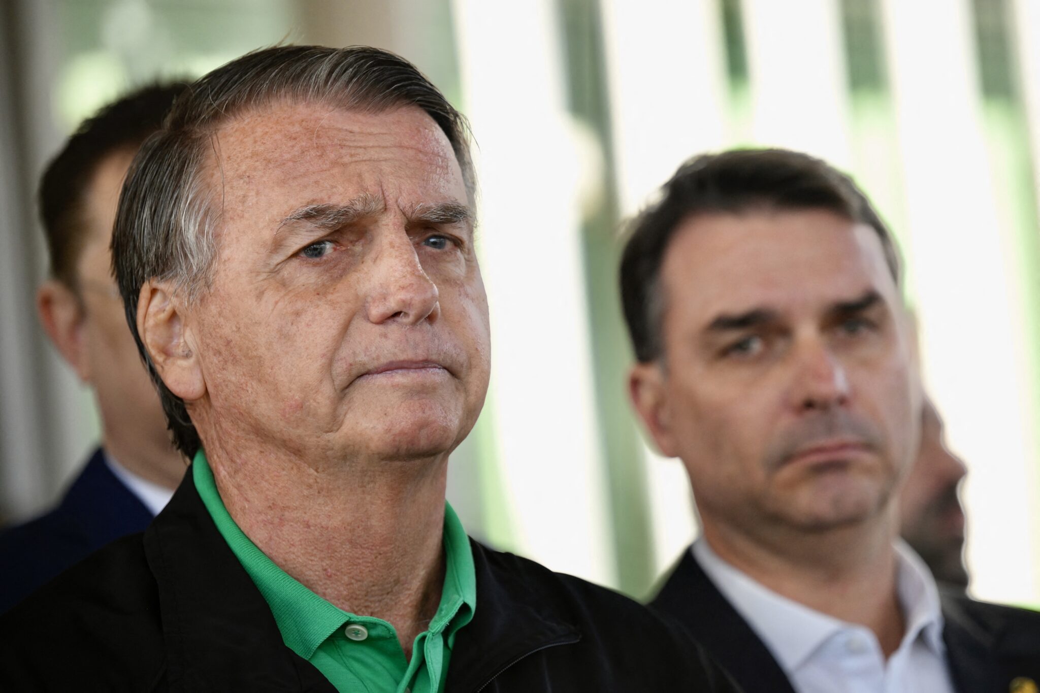 moraes-autoriza-visitas-de-filhos-de-bolsonaro-durante-internacao