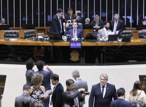 os-motivos-que-derrubaram-as-chances-de-aprovacao-da-pec-da-blindagem