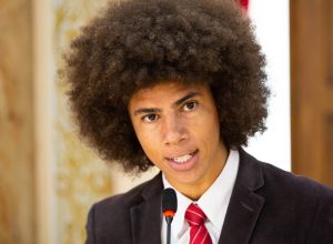 deputado-do-pr-filmado-em-briga-de-rua-diz-que-sofreu-racismo