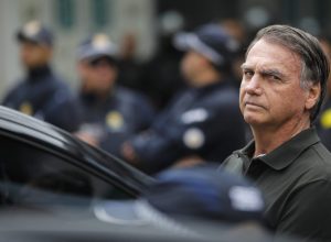 defesa-de-bolsonaro-faz-novo-pedido-de-prisao-domiciliar-e-cita-estado-de-saude