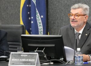 ministro-afastado-do-stj-por-denuncia-de-assedio-continuara-recebendo-salario